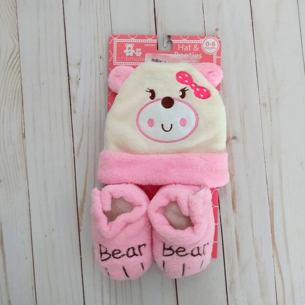 Warm hat and slippers